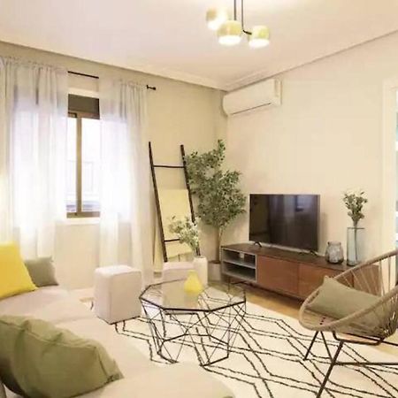 Guestready - Un Moderno Apartamento A Un Paso De La Plaza Mayor Madrid Exterior foto
